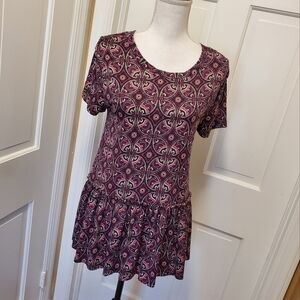 NWT Agnes & Dora Pink Medallion Relaxed Ruffle Tee Blouse Size Small